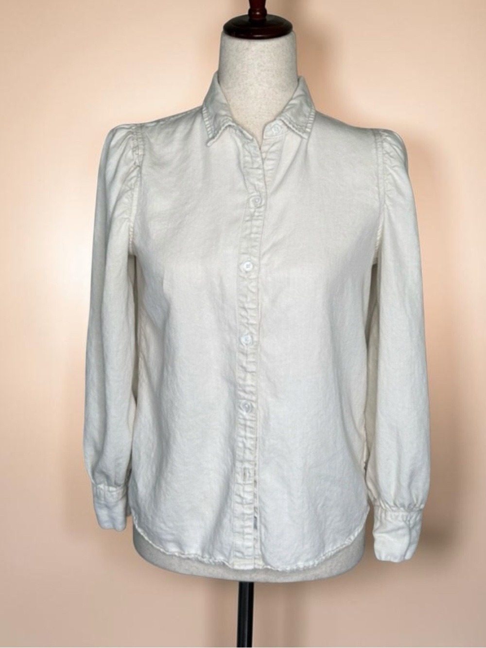 Rails Angelica Dust Acid Wash Button-Down Shirt with Puff Sleeves | Extra Small - Picture 6 of 6